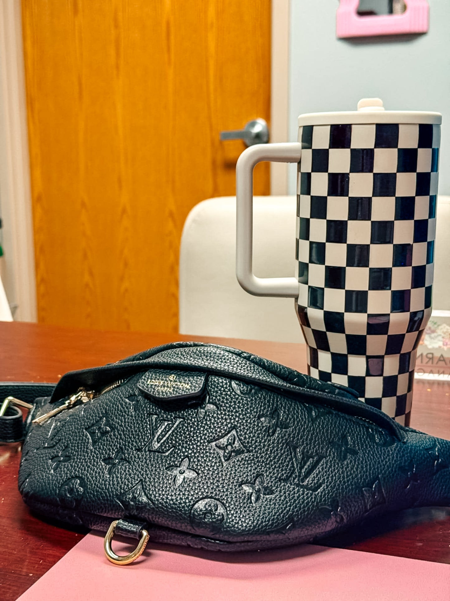 Checkered Cup