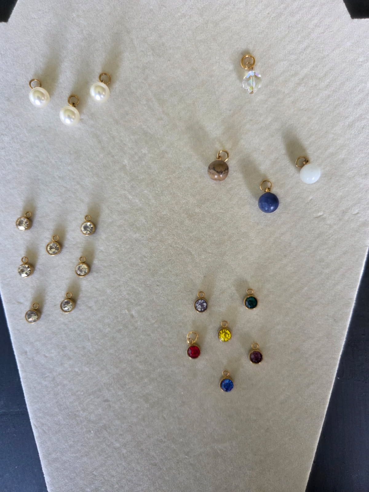 Create a Necklace (Gold)