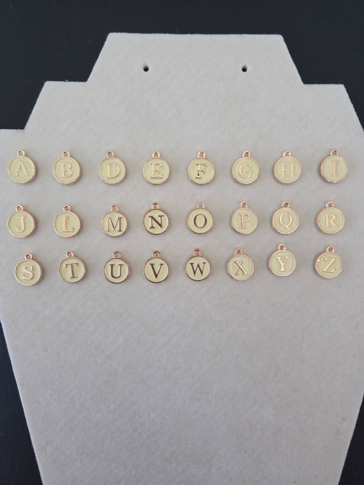 Create a Necklace (Gold)