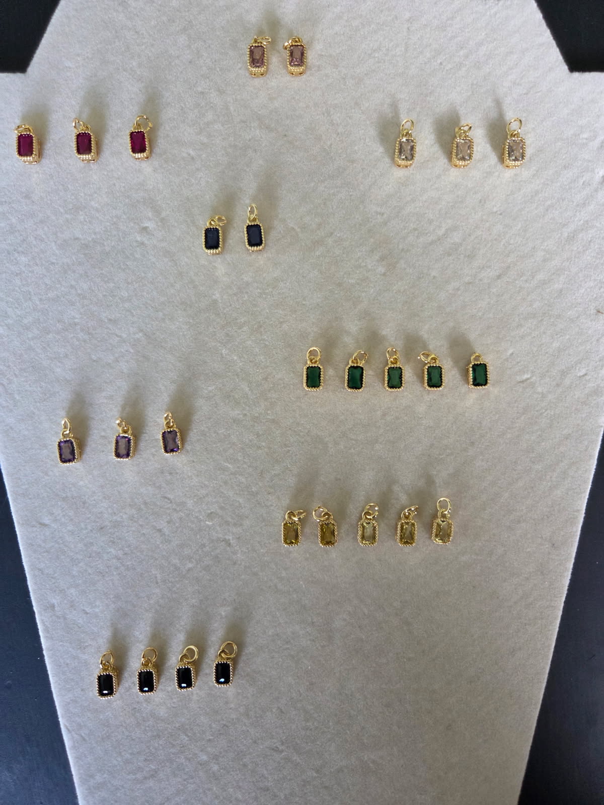 Create a Necklace (Gold)
