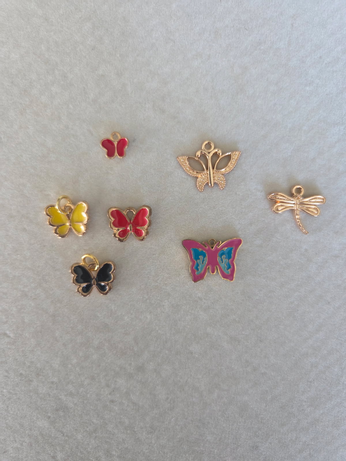 Create a Necklace (Gold)