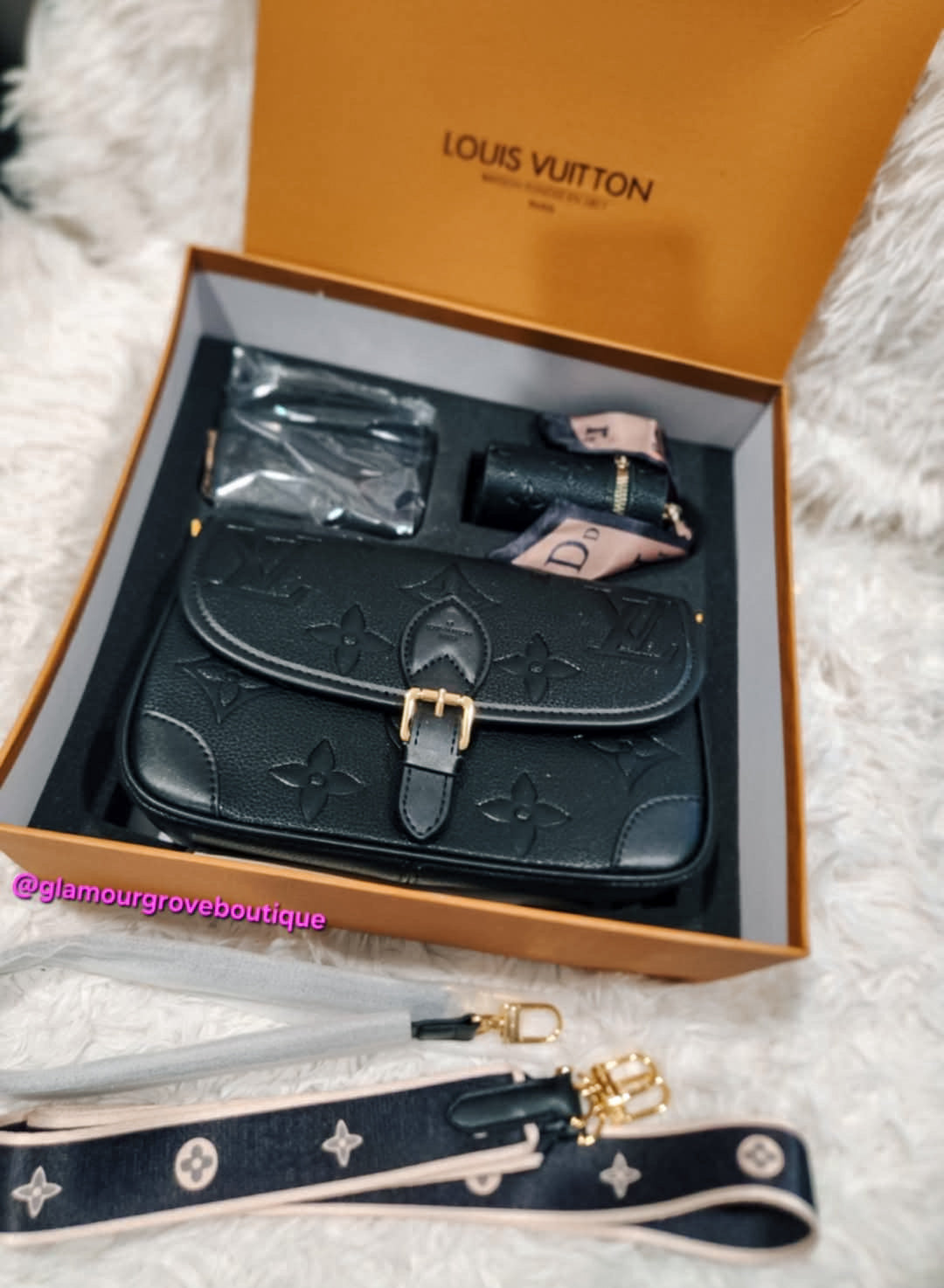 Bag + Accessory Set