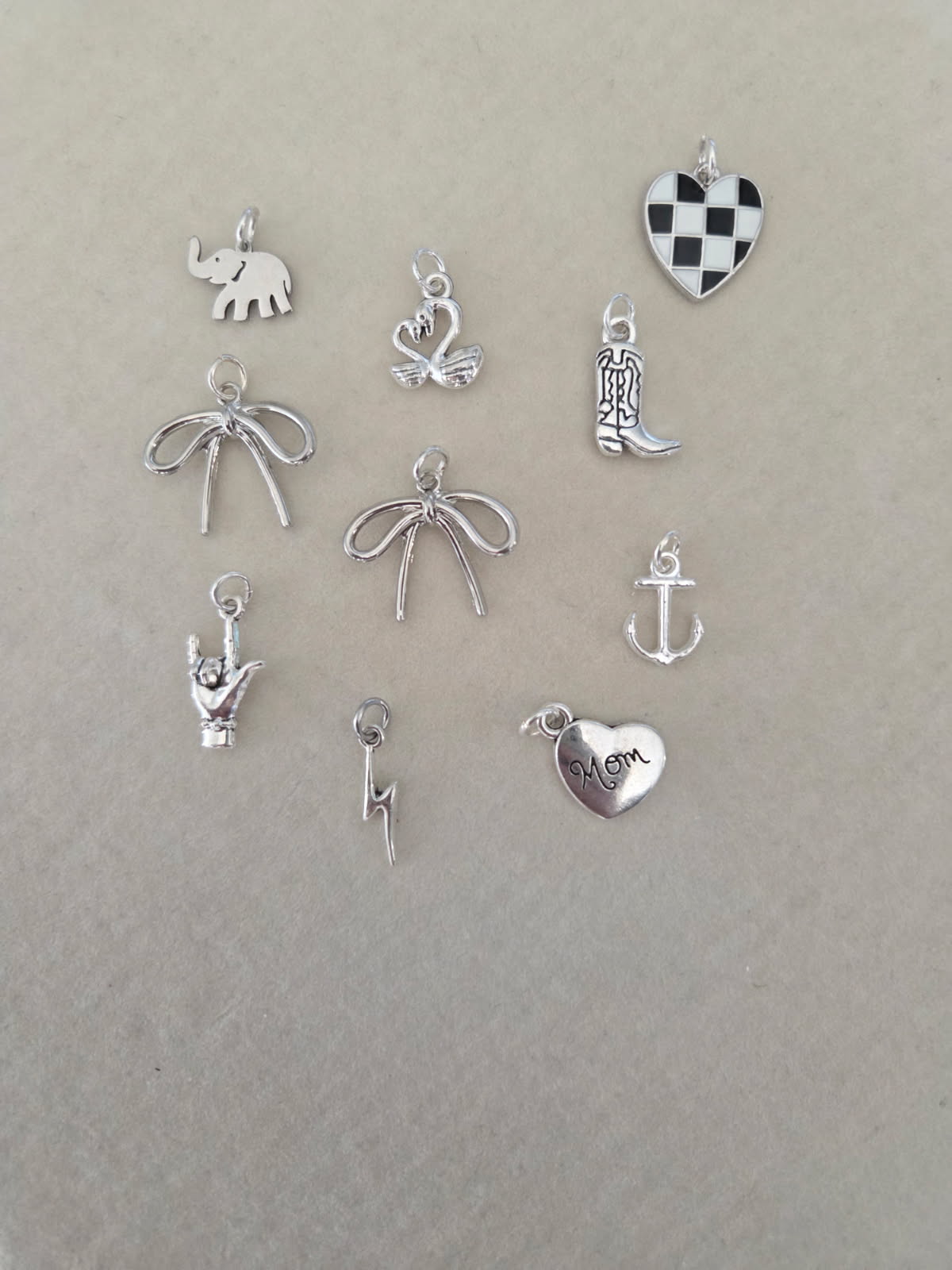 Create a Necklace (Silver)